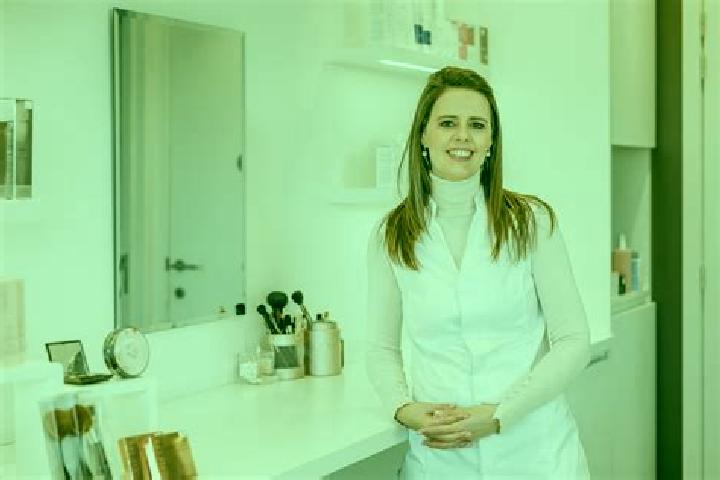 Nora, 29 — Escort in Nieuwerkerken, Belgium