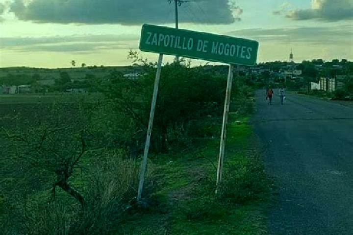 Nora, 29 — Escort in Zapotillo de Mogotes, Mexico