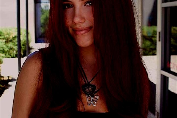 Nora, 30, a auburn dark-eyed latina companion based in Huettenberg. Offering Girlfriend Experience, Roleplay, 69, Party Girl, OWO. Available for incall and o...