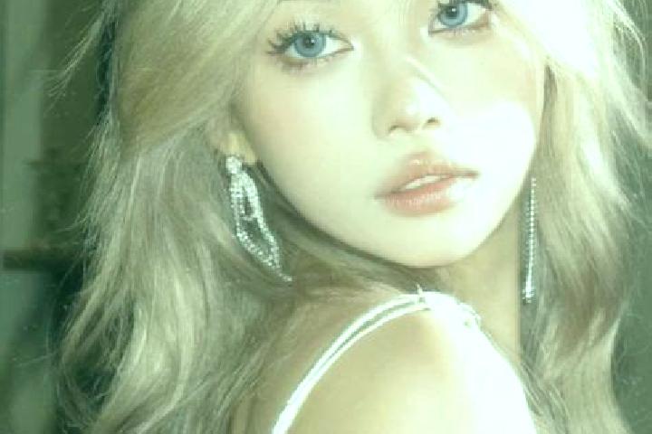 Nora, 30, a blonde blue-eyed asian companion based in Arbatax. Offering Roleplay, Striptease, Dinner Date, Duos. Available for incall and outcall, day and ev...