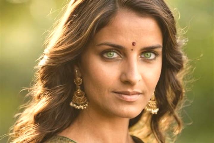 Nora, 30, a brunette green-eyed indian companion based in Vecriga. Offering Dinner Date, Fetish, Prostate Massage. Available for incall and outcall, overnigh...