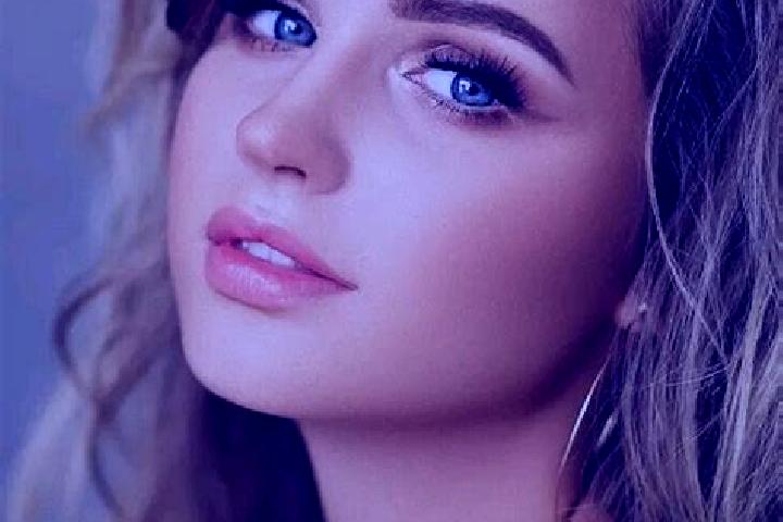 Nora, 30, a dark blonde blue-eyed slavic companion based in Nanyun. Offering A-Level, 69, Striptease, Overnight. Available for incall and outcall, day and ev...