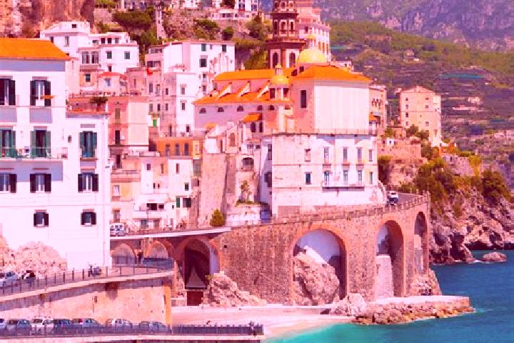 Nora, 30 — Escort in Cantinella, Italy