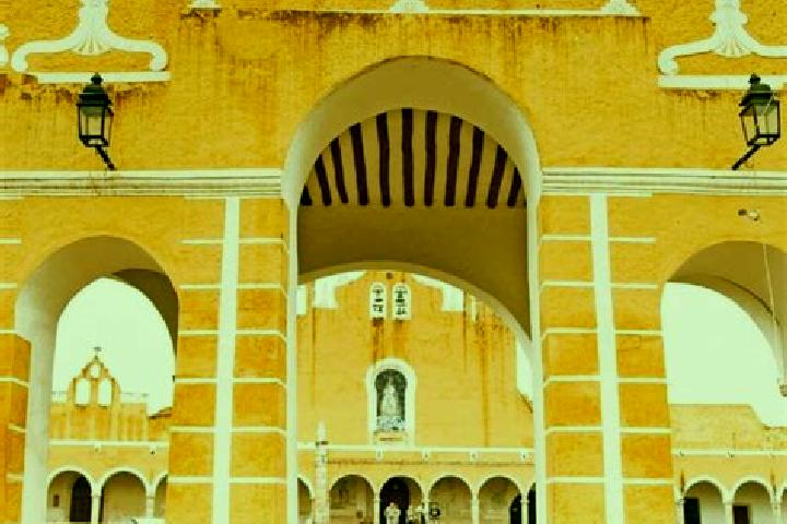 Nora, 30 — Escort in Izamal, Mexico