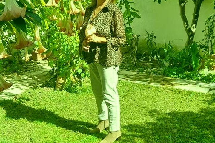 Nora, 30 — Escort in Mombeja, Portugal