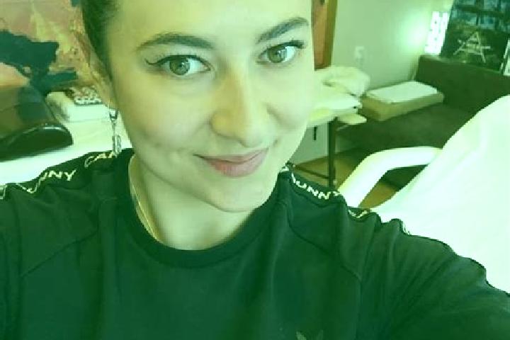 Nora, 31, a black amber-eyed indian companion based in Beregazzo con Figliaro. Offering Tantra, Overnight, Roleplay, BDSM, Girlfriend Experience. Available f...