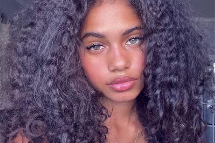 Nora, 31, a black grey-eyed ebony companion based in Lalogo. Offering CIM, Party Girl. Available for incall and outcall, day and evening dates.