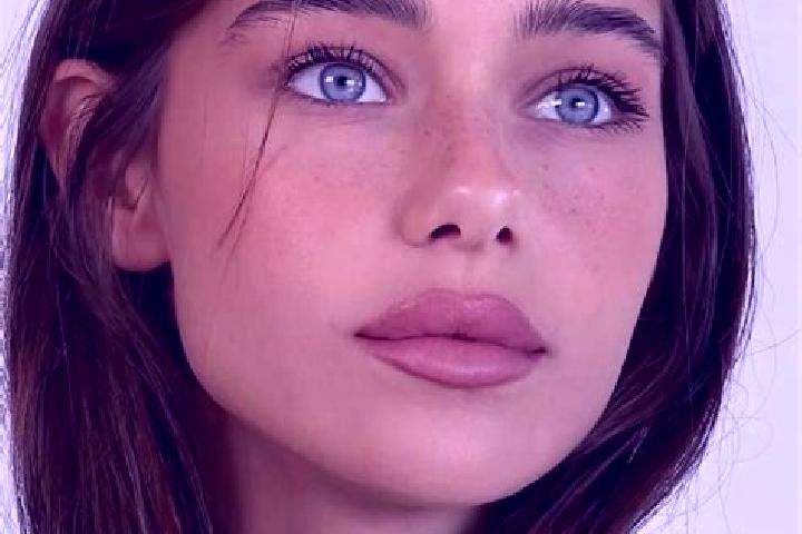 Nora, 31, a brunette brown-eyed caucasian companion based in Sibiti. Offering GFE, Erotic Massage. Available for incall and outcall, day and evening dates.