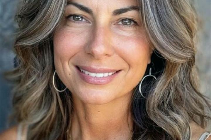 Nora, 31, a brunette grey-eyed middle eastern companion based in Cropseyville. Offering Prostate Massage, Travel Companion, Striptease, Girlfriend Experience...