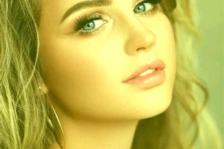 Nora, 31, a dark blonde blue-eyed slavic companion based in Friedrichsholm. Offering Massage, Duos, Prostate Massage. Available for incall and outcall, day a...