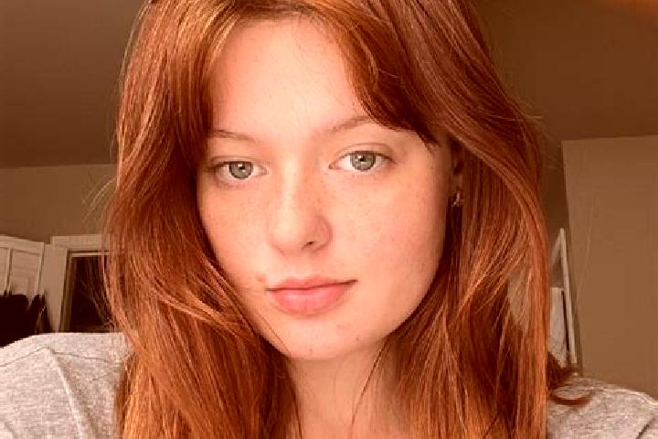 Nora, 31, a red green-eyed caucasian companion based in Cizzago-Comezzano. Offering GFE, OWO, Girlfriend Experience. Available for incall and outcall, overni...