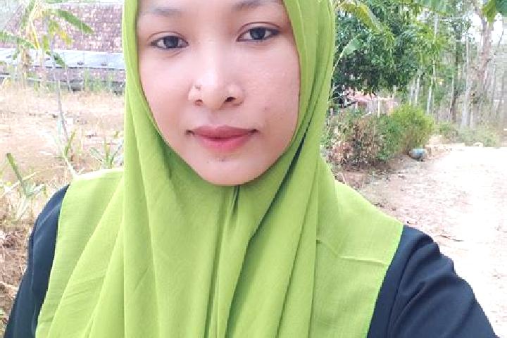 Nora, 31 — Escort in Banyuates, Indonesia