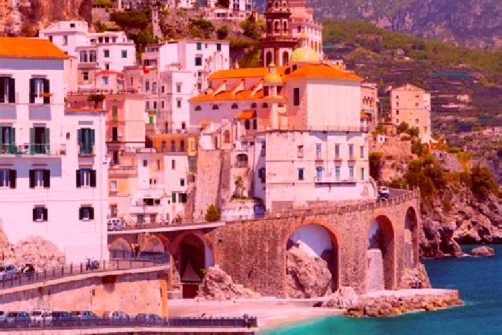 Nora, 31 — Escort in Fermo, Italy
