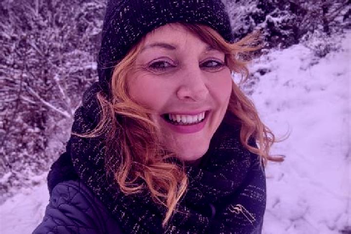 Nora, 31 — Escort in Plesi, Romania