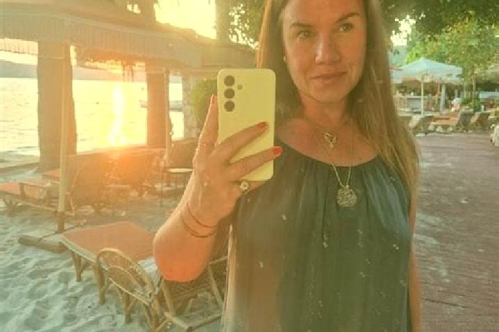 Nora, 31 — Escort in Sahilkoey, Turkey