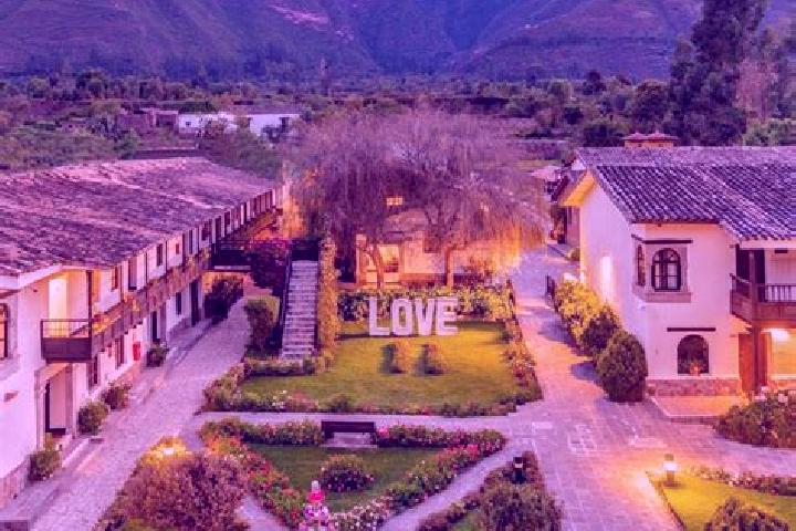 Nora, 31 — Escort in Urubamba, Peru