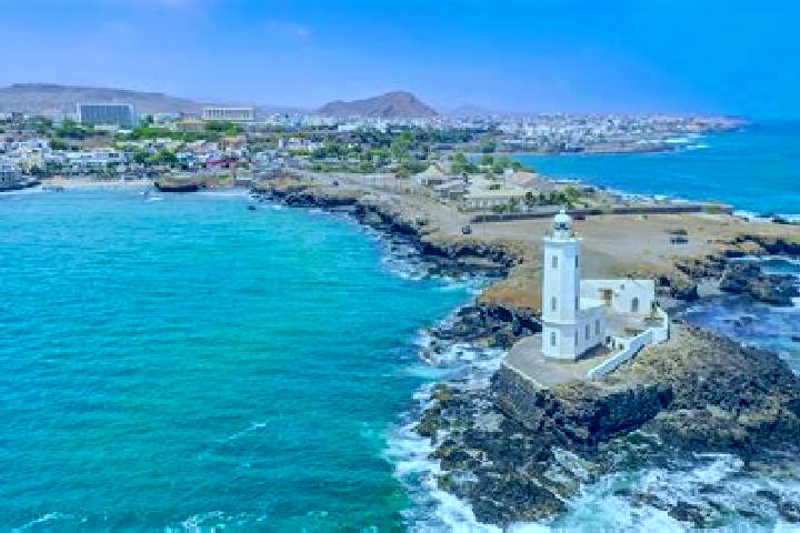 Nora, 31 — Escort in Vale Palmarejo, Cape Verde