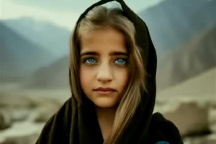 Nora, 32, a blonde brown-eyed middle eastern companion based in Wu erbu Baolige. Offering Duos, Domination, OWO, Roleplay, BDSM. Available for incall and out...