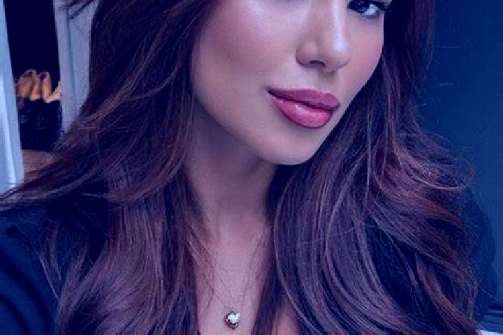 Nora, 32, a chestnut brown-eyed latina companion based in Schwaighofen. Offering Overnight, 69, CIM, OWO, Massage. Available for incall and outcall, overnigh...