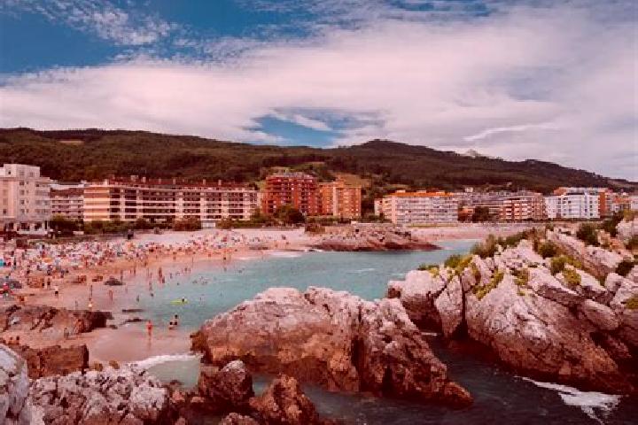 Nora, 32 — Escort in Castro-Urdiales, Spain