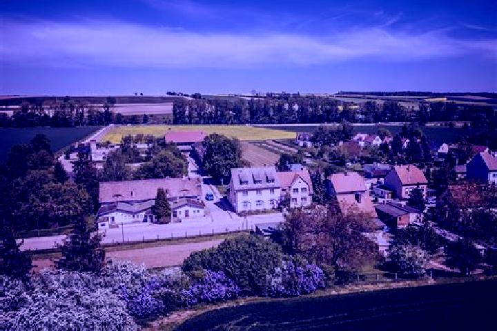 Nora, 32 — Escort in Gross-Schierstedt, Germany