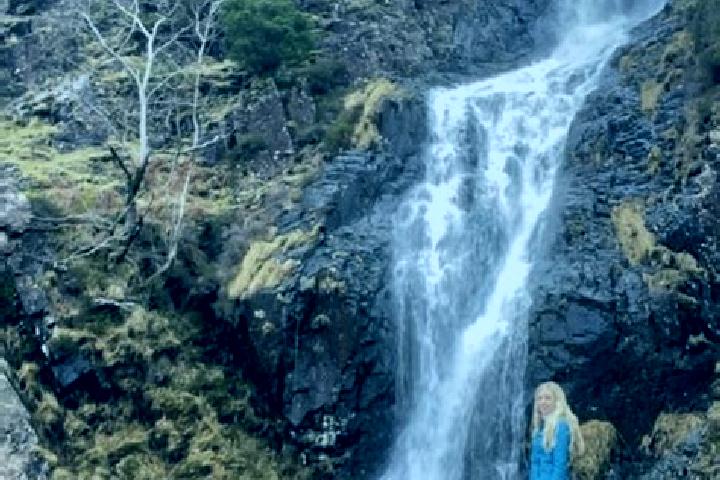 Nora, 32 — Escort in Langdale, Canada