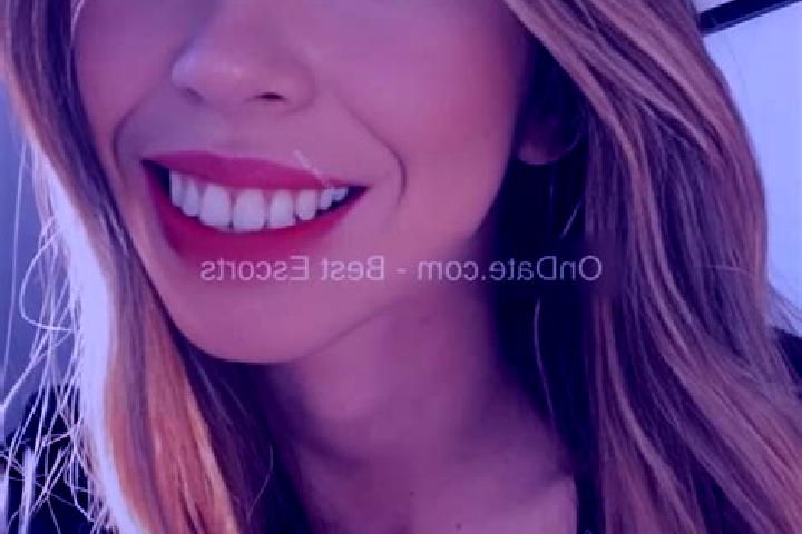 Nora, 32 — Escort in Winston, United States