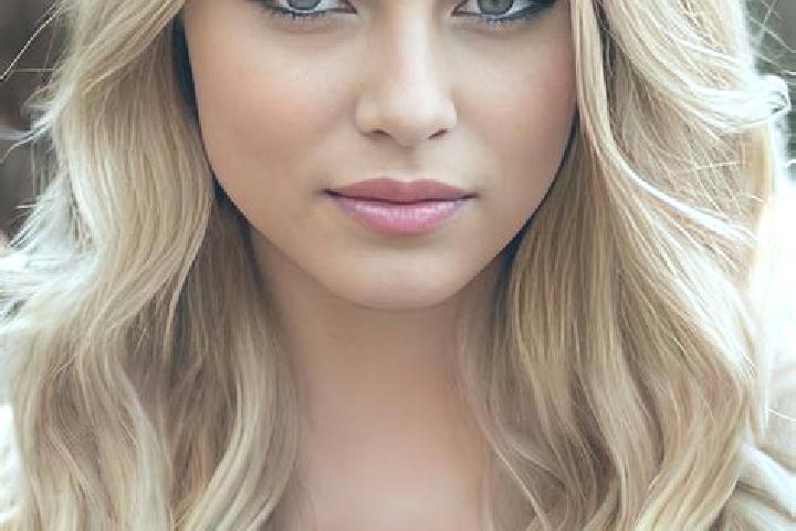 Nora, 33, a blonde grey-eyed asian companion based in Corrente. Offering Deep French Kissing, A-Level. Available for incall and outcall, overnight bookings a...