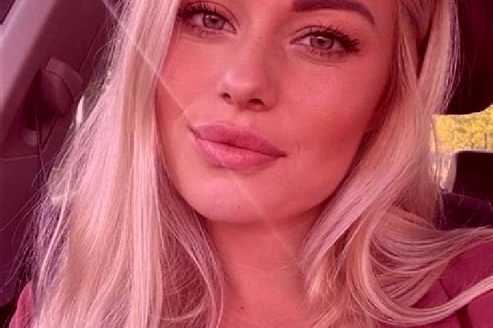 Nora, 33, a blonde hazel-eyed middle eastern companion based in Leupoldsgrun. Offering Prostate Massage, Dinner Date, BDSM. Available for incall and outcall,...