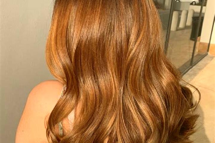 Nora, 33, a chestnut dark-eyed slavic companion based in Prupuh. Offering OWO, Prostate Massage, Overnight, A-Level. Available for incall and outcall, overni...