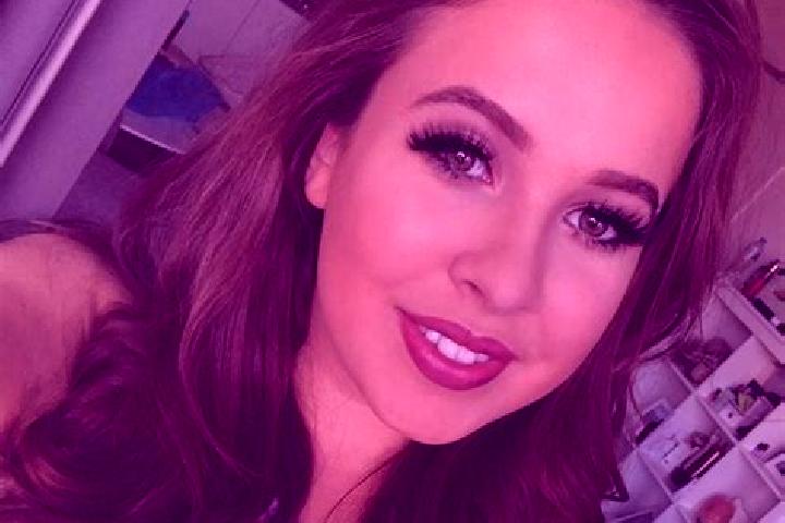 Nora, 33, a dark blonde amber-eyed european companion based in Pishkamar. Offering Dinner Date, Deep French Kissing, Tantra, Prostate Massage, Party Girl. Av...