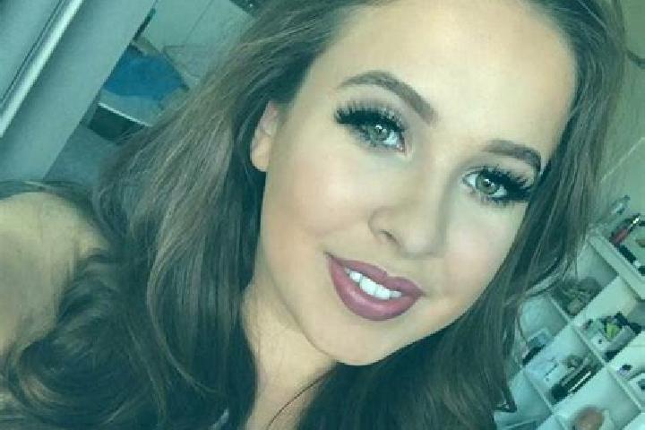 Nora, 33, a dark blonde dark-eyed mediterranean companion based in Modra. Offering Party Girl, Deep French Kissing, GFE, Roleplay. Available for incall and o...