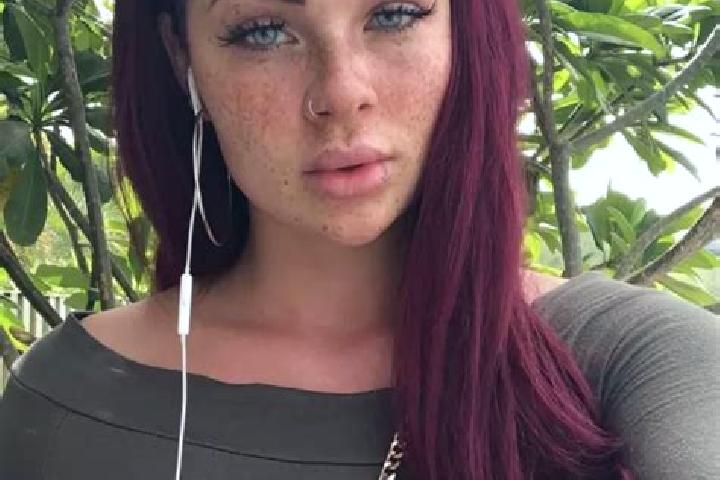 Nora, 33, a red dark-eyed slavic companion based in Analco de Ponciano Arriaga (Santa Cruz Analco). Offering BDSM, Deep French Kissing, Tantra, OWO. Availabl...