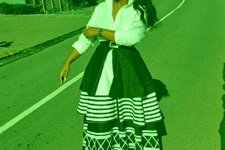 Nora, 33 — Escort in East London, South Africa