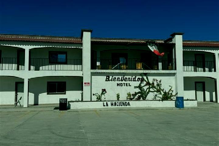 Nora, 33 — Escort in El Vergelito, Mexico