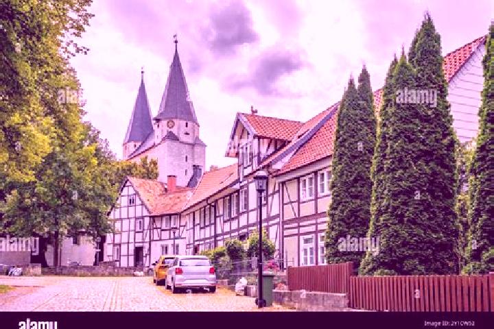 Nora, 33 — Escort in Koenigslutter am Elm, Germany