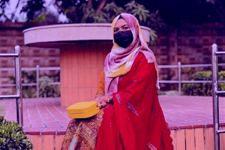 Nora, 33 — Escort in Par Naogaon, Bangladesh