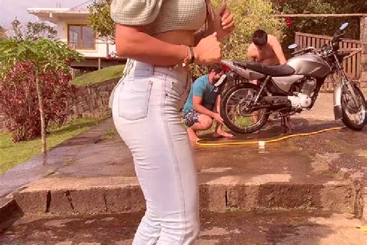 Nora, 33 — Escort in Sao Francisco de Sales, Brazil