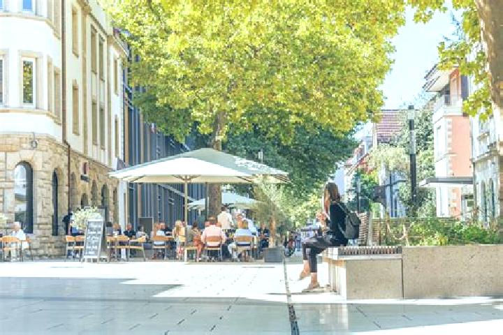 Nora, 33 — Escort in Singen, Germany