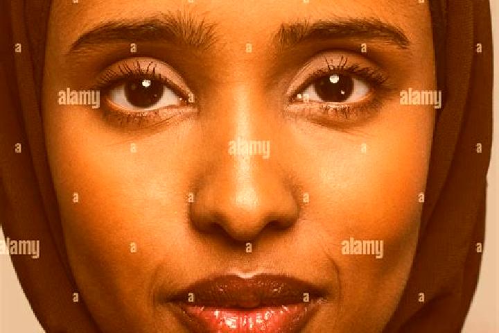 Nora, 34, a auburn brown-eyed middle eastern companion based in Magnet. Offering Couples, Tantra, OWO. Available for incall and outcall, overnight bookings a...