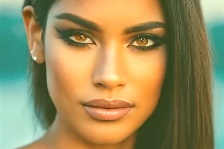 Nora, 34, a auburn dark-eyed latina companion based in Tepazolco. Offering Travel Companion, Deep French Kissing, GFE, Domination. Available for incall and o...