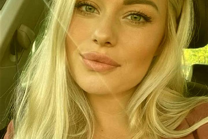 Nora, 34, a blonde hazel-eyed european companion based in Hollyvilla. Offering Travel Companion, Tantra, GFE, Overnight, 69. Available for incall and outcall...