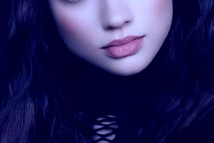 Nora, 34, a brunette dark-eyed european companion based in Kampung Jerlun. Offering Striptease, Roleplay, Overnight. Available for incall and outcall, day an...