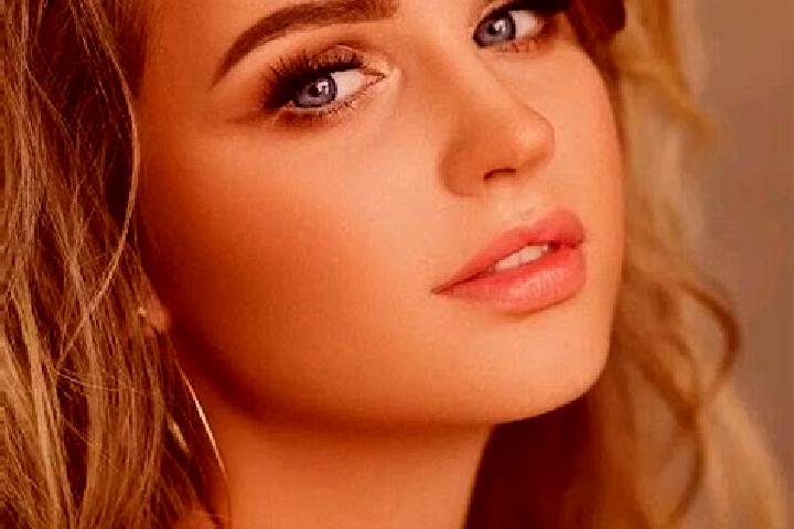 Nora, 34, a dark blonde blue-eyed indian companion based in Wettingen. Offering Domination, BDSM, Party Girl. Available for incall and outcall, day and eveni...