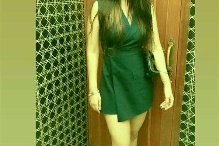 Nora, 34 — Escort in Bharuch INA, India