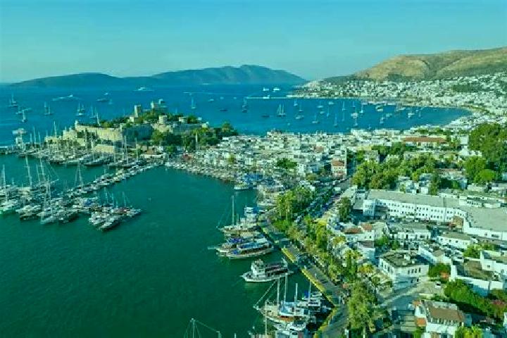 Nora, 34 — Escort in Bodrum, Turkey