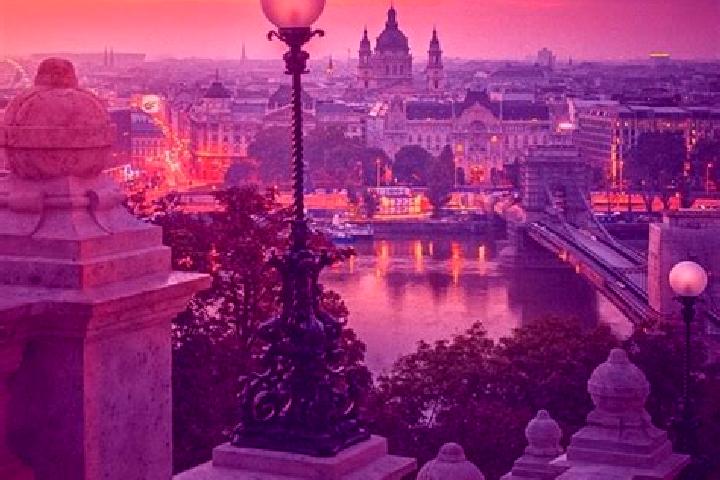 Nora, 34 — Escort in Dunaalmas, Hungary