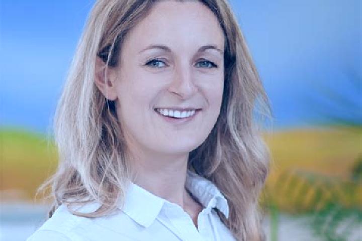 Nora, 34 — Escort in Eichenau, Germany