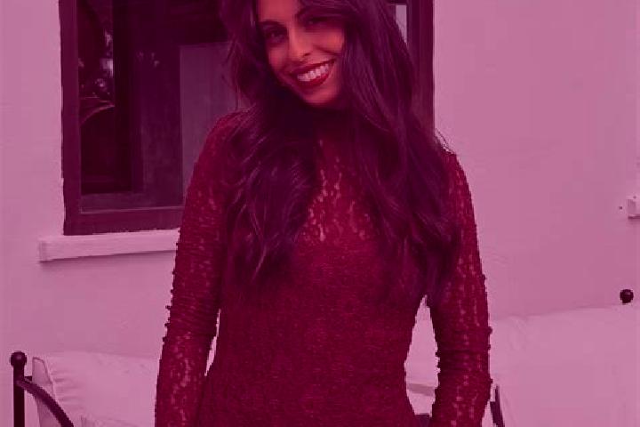 Nora, 34 — Escort in La Roche, Switzerland