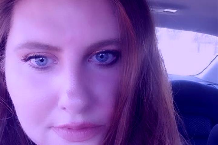 Nora, 34 — Escort in Pietriceaua, Romania